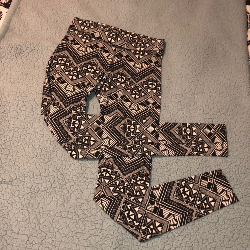 Aztec leggings